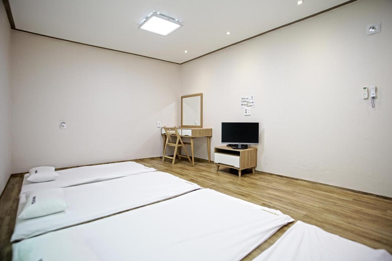 One Percent Hostel Jeonju Εξωτερικό φωτογραφία